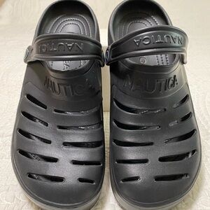 Nautica Black Slip-On Clogs
